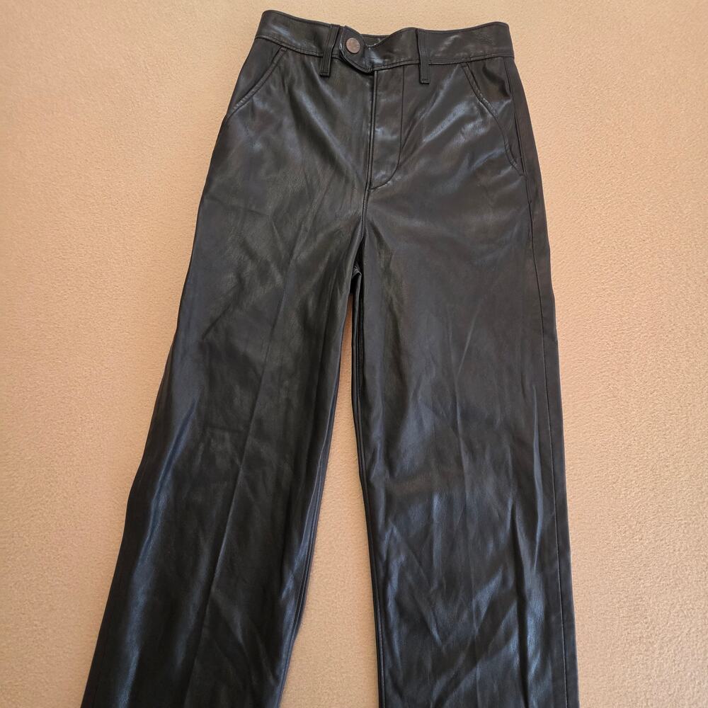 Levi's Premium Math Club Slacks Black Faux Leather Straight Crop Pants Sz 24x27
